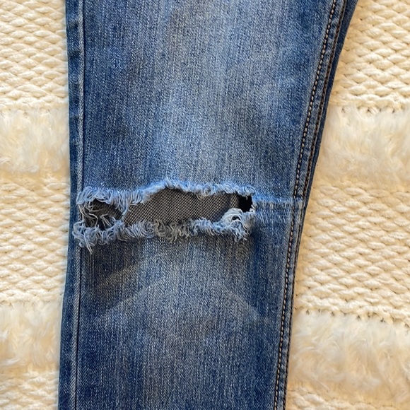 RSQ distressed jeans women’s - Picture 5 of 16
